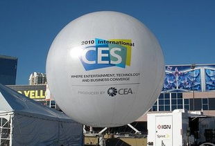 实时追踪与可穿戴技术 智能出行的未来革命